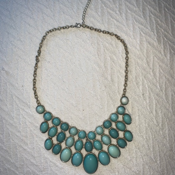 Francesca’s Turquoise Statement Necklace! - Picture 5 of 5